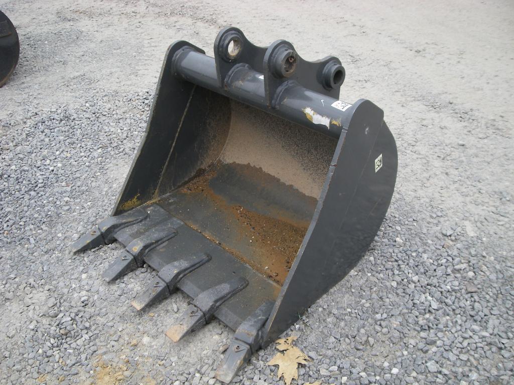 30" Pin On Excavator Bucket Built To Fit Bobcat 341 eBay