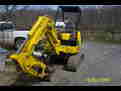 Komatsu excavator with HT830 hydraulic thumb