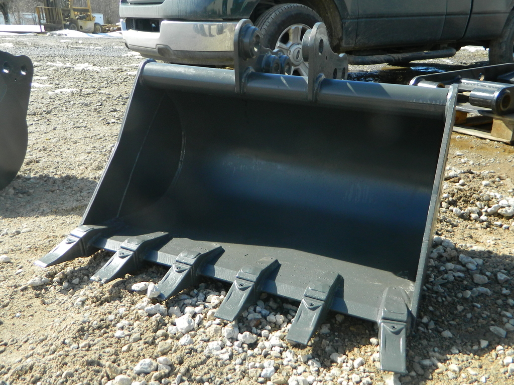 Every photo for U35_36_PINBUCKET pin on bucket for kubota by USA