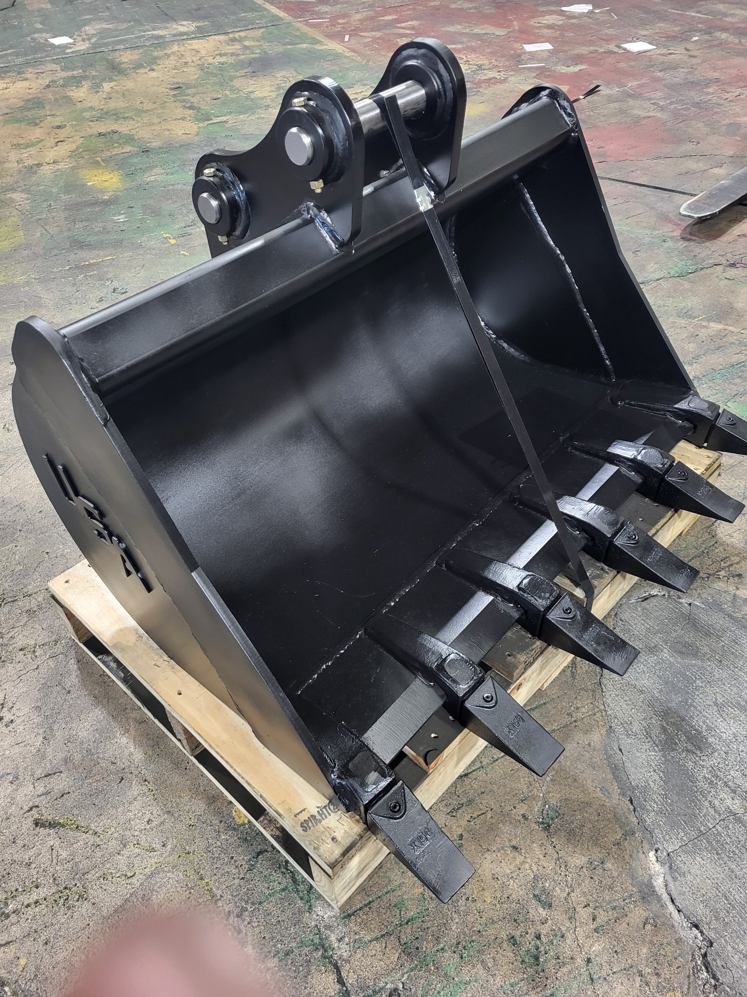 eb636_fits_303_5_excavator excavator bucket