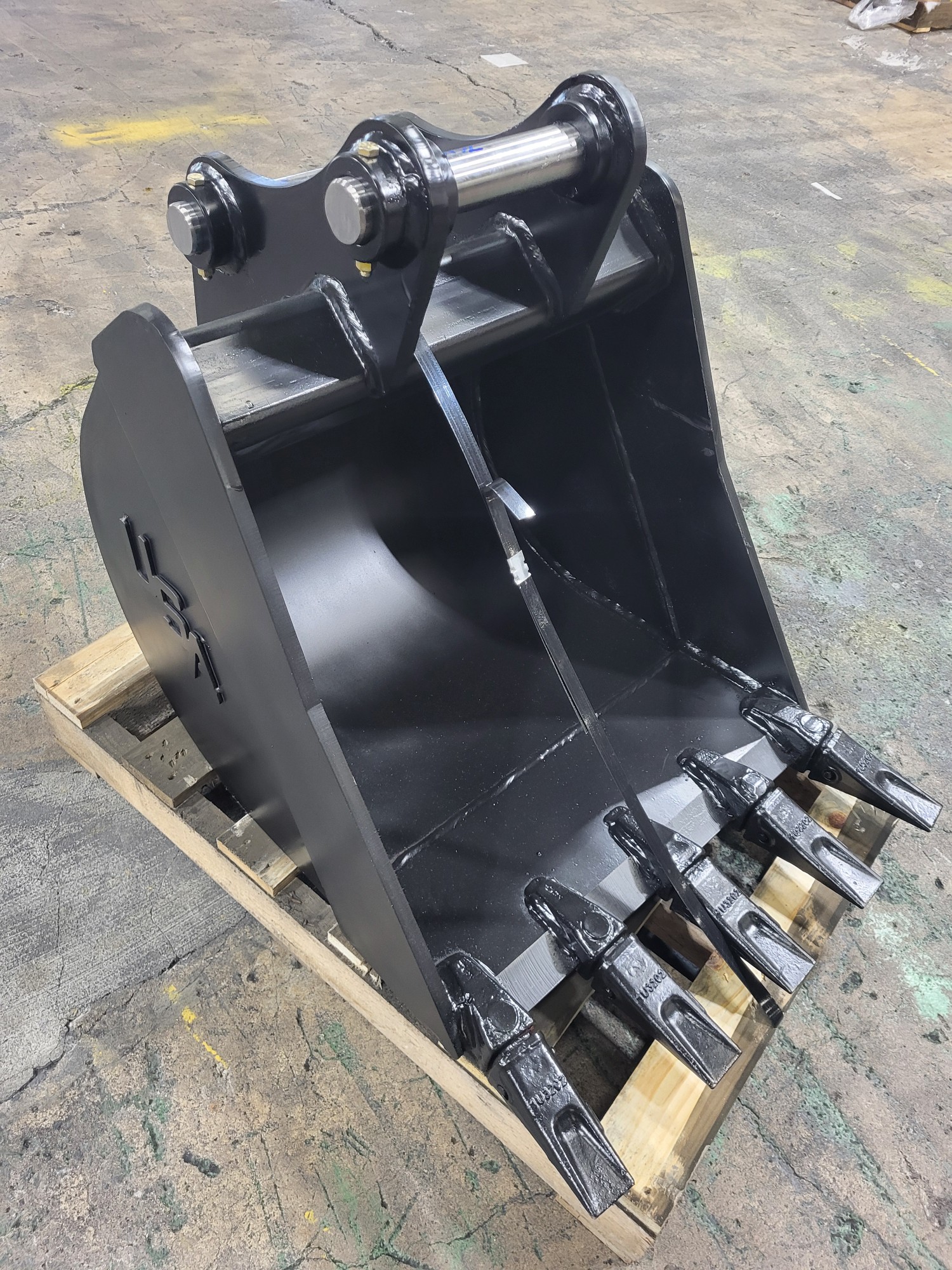 eb1424_fits_cat_308E excavator bucket