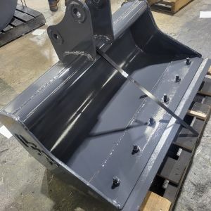 Kubota style b26 grave digging bucket 1