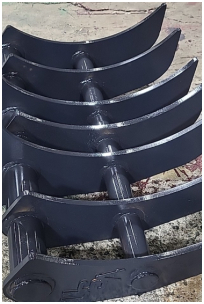 057 Kubota Style 42 Excavator Rake Quick Attach 1