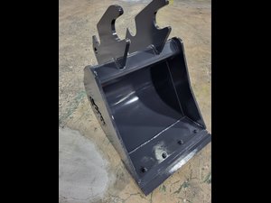 24 inch excavator ditching bucket fits machines 10000 13000 lbs