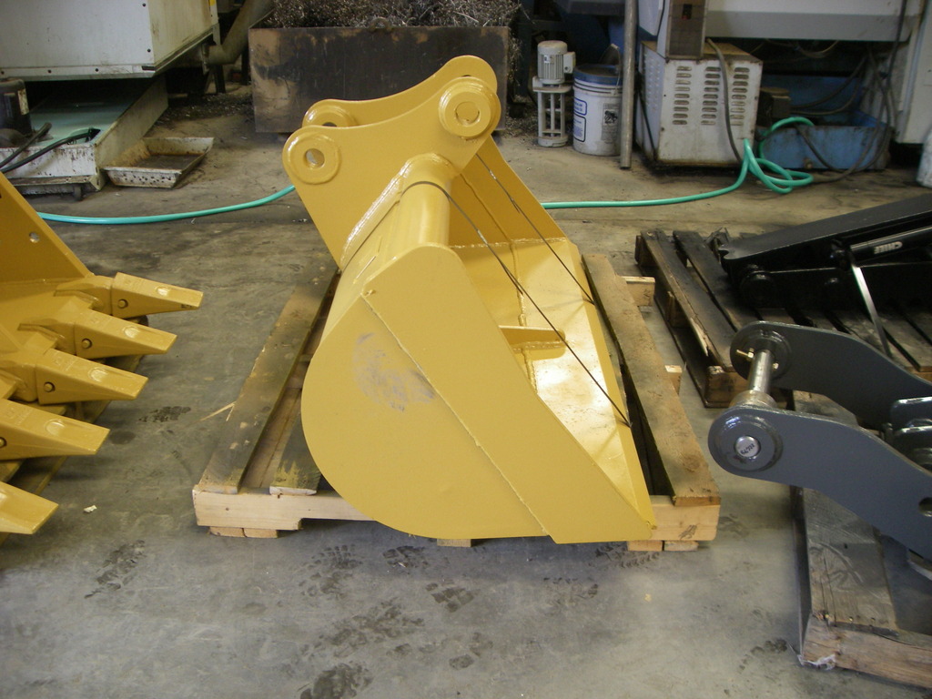 db1448 excavator ditching bucket 3