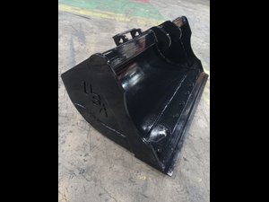 48 inch excavator ditching bucket with bobcat style hookup 3