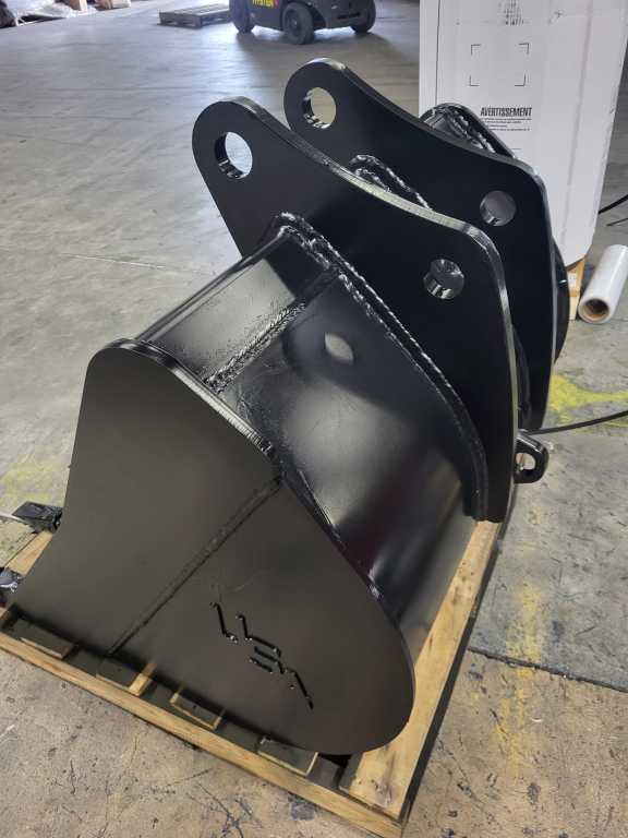 Eb1436 26 inch excavator bucket fits jd 310 1