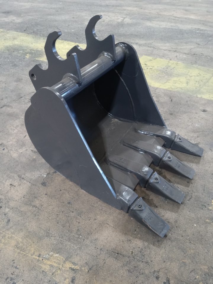16 inch mini excavator bucket for machines 4000 to 5000lbs 1