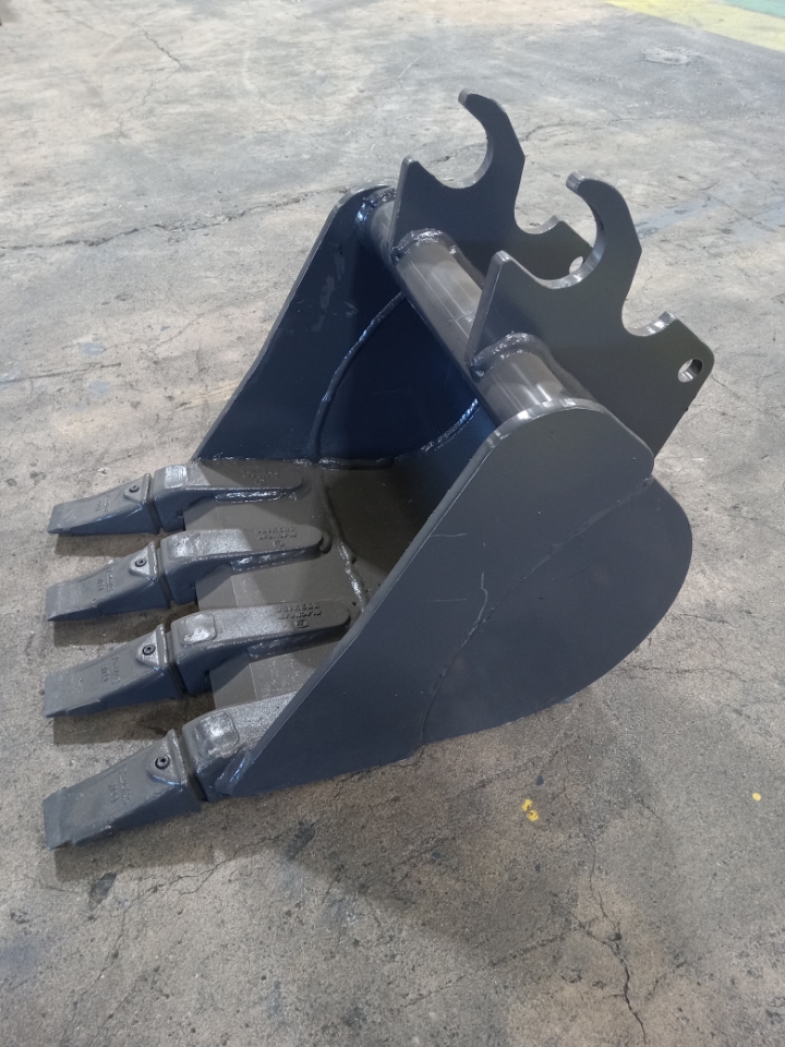 16 inch mini excavator bucket for machines 4000 to 5000lbs 3