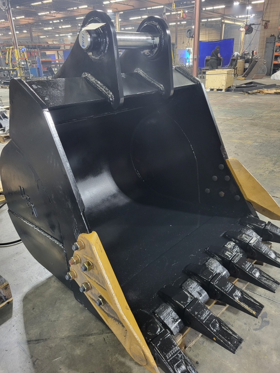 Eb4548 48 inch excavator bucket pins and side cutters not included