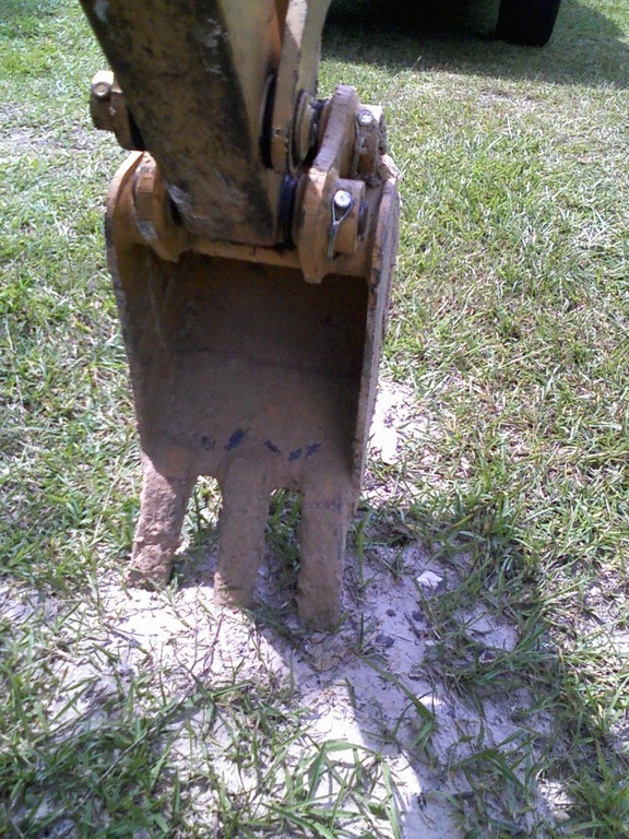 12\" mini excavator bucket, for excavators 6,000 - 10,000 lbs