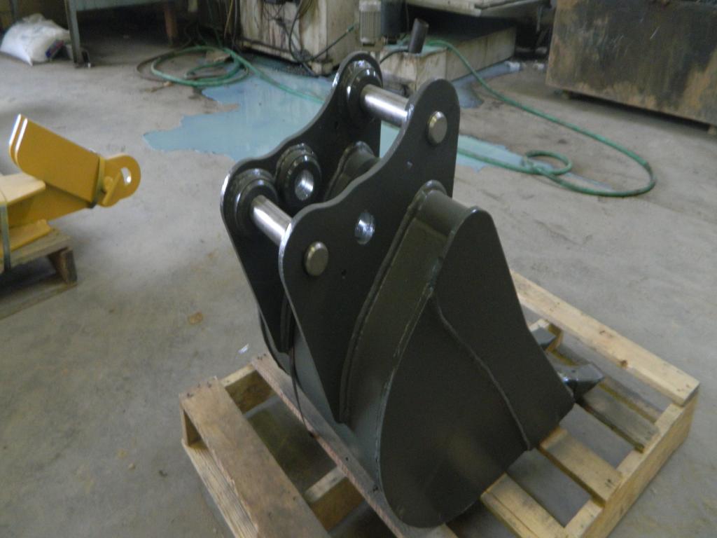 eb618 mini excavator bucket 2