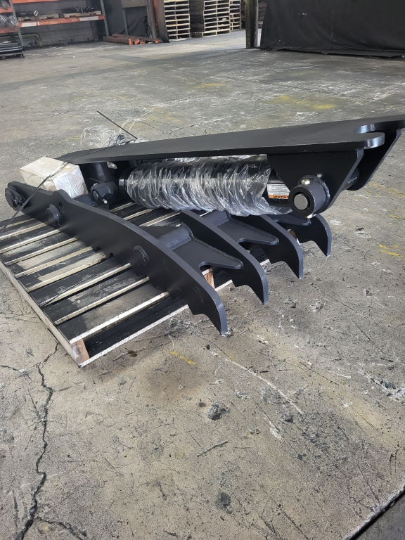 ht2458 hydraulic excavator thumb 15