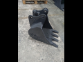 16 inch excavator bucket fits kubota u25 u27 pin on 1