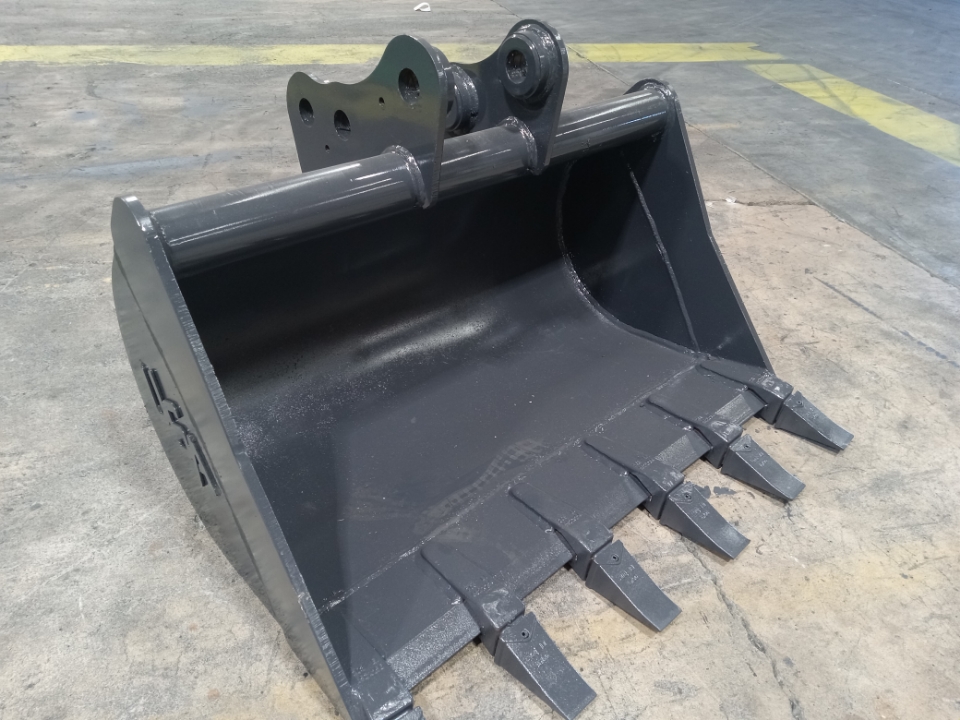 36 inch excavator bucket fits Kubota KX71 pin on_1625