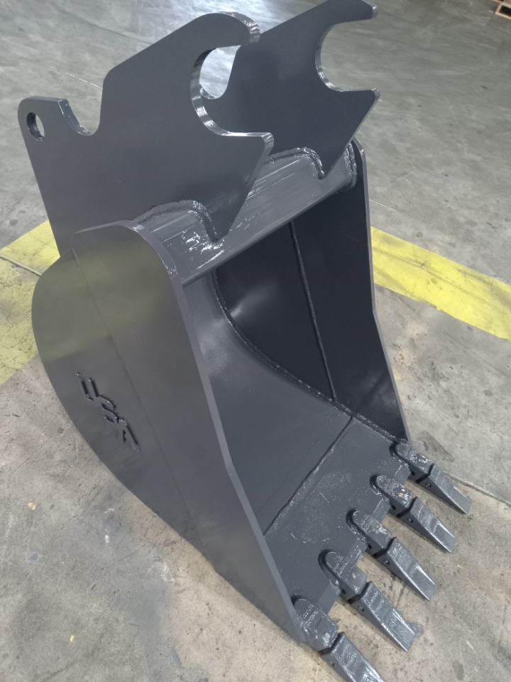 24 inch excavator bucket fits Kubota KX80 2