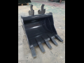 24 inch excavator bucket fits Kubota u25 u27 1