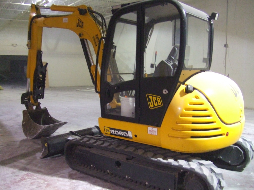 mt1035 excavator thumb 15