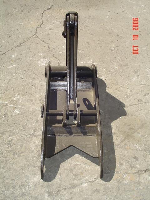 Frontal Profile of MT1230 excavator thumb.