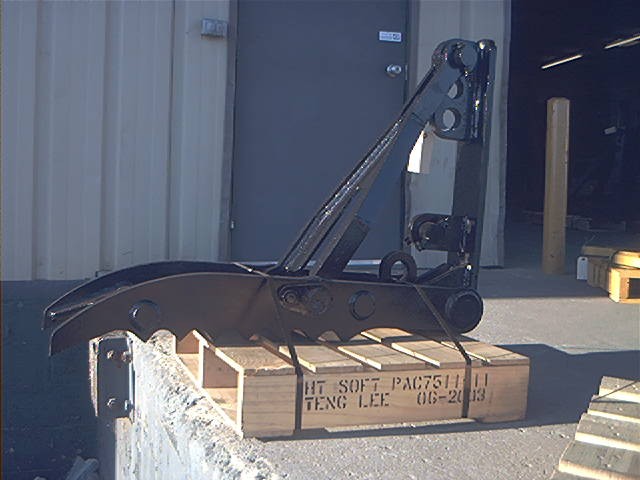 MT1240 excavator thumb