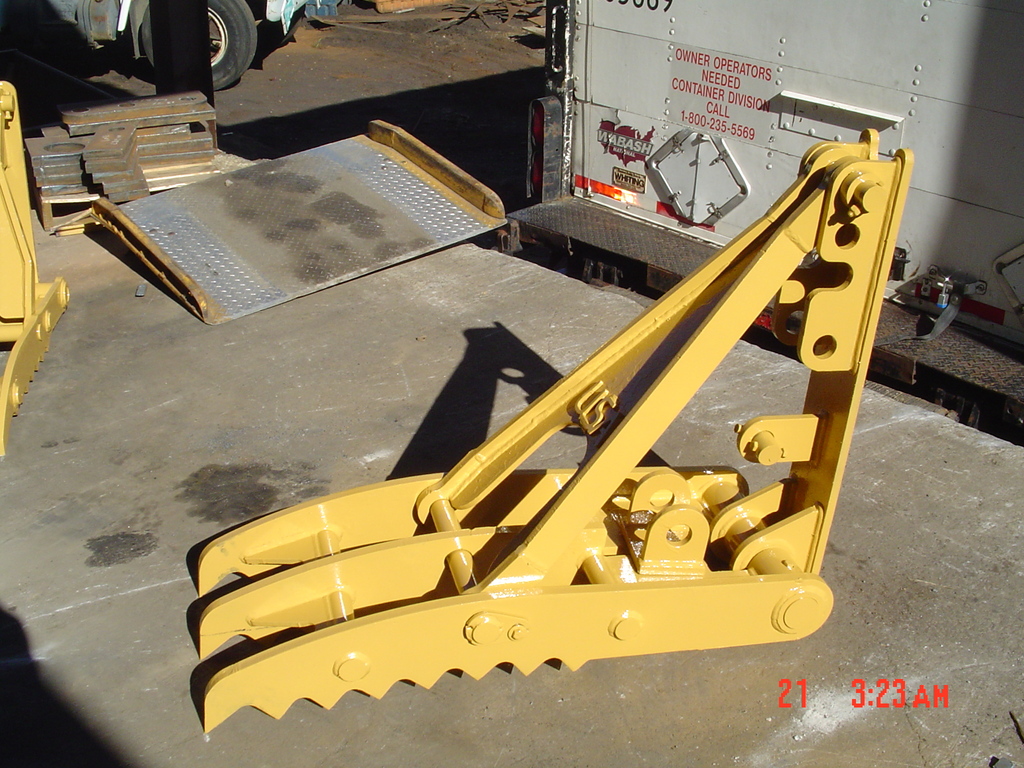 MT1850 mechanical excavator bucket thumb