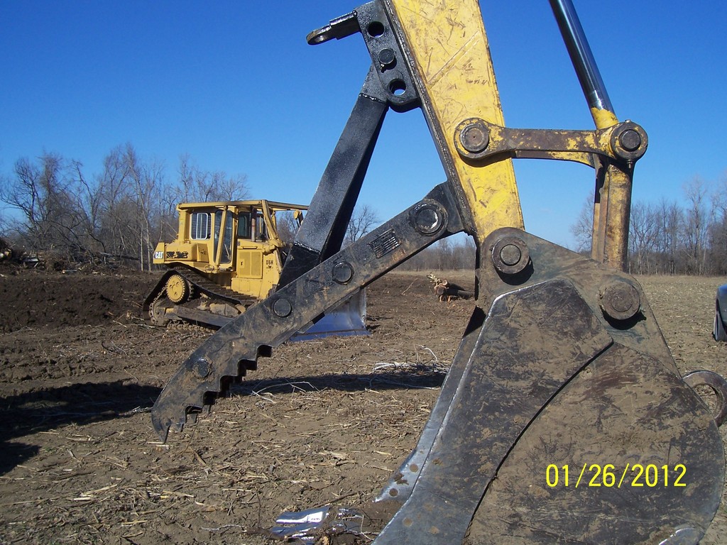 Mt2458 excavator thumb 20