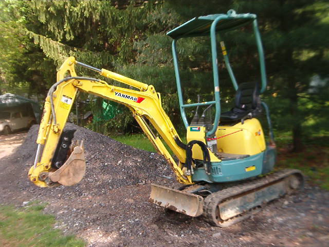 mt618 mini excavator thumb 9